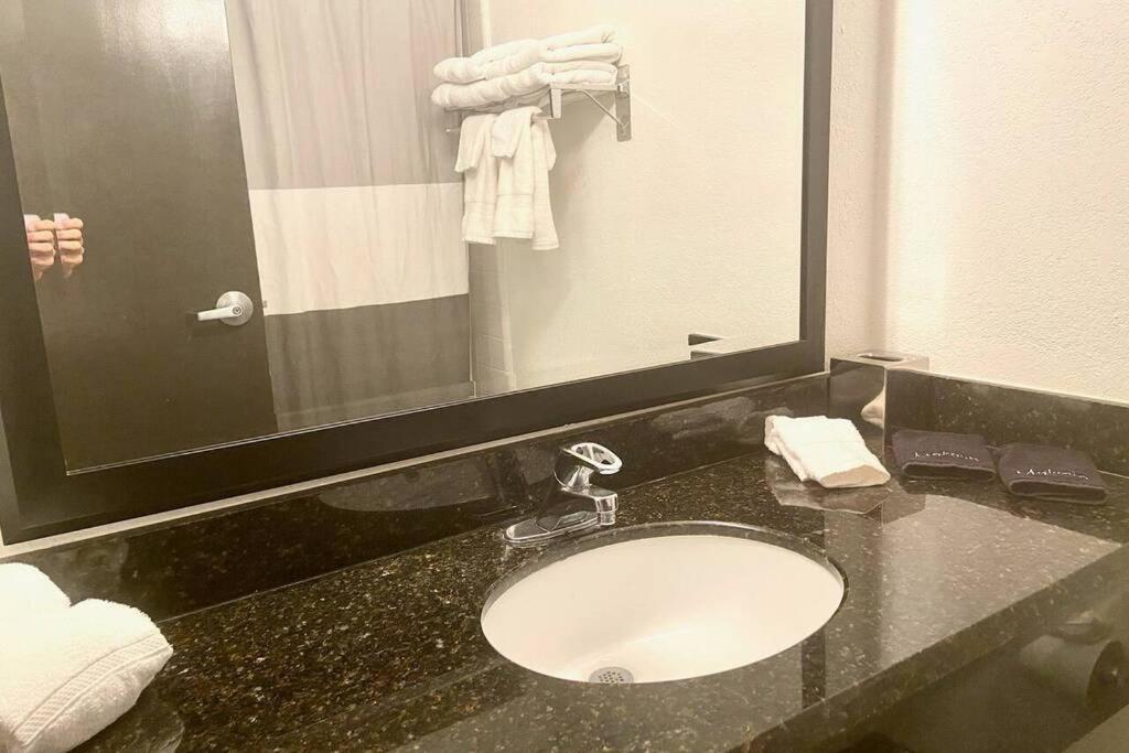 רסקין Riverview, Studio 507, Beach Steps Away!+Pool+Wifi מראה חיצוני תמונה