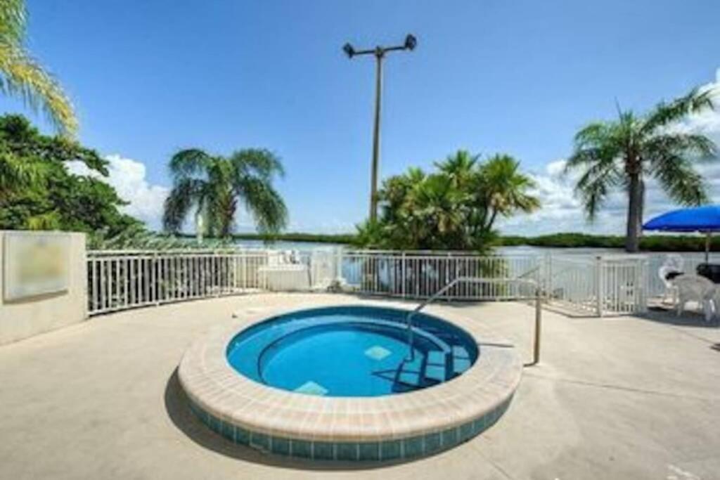 רסקין Riverview, Studio 507, Beach Steps Away!+Pool+Wifi מראה חיצוני תמונה